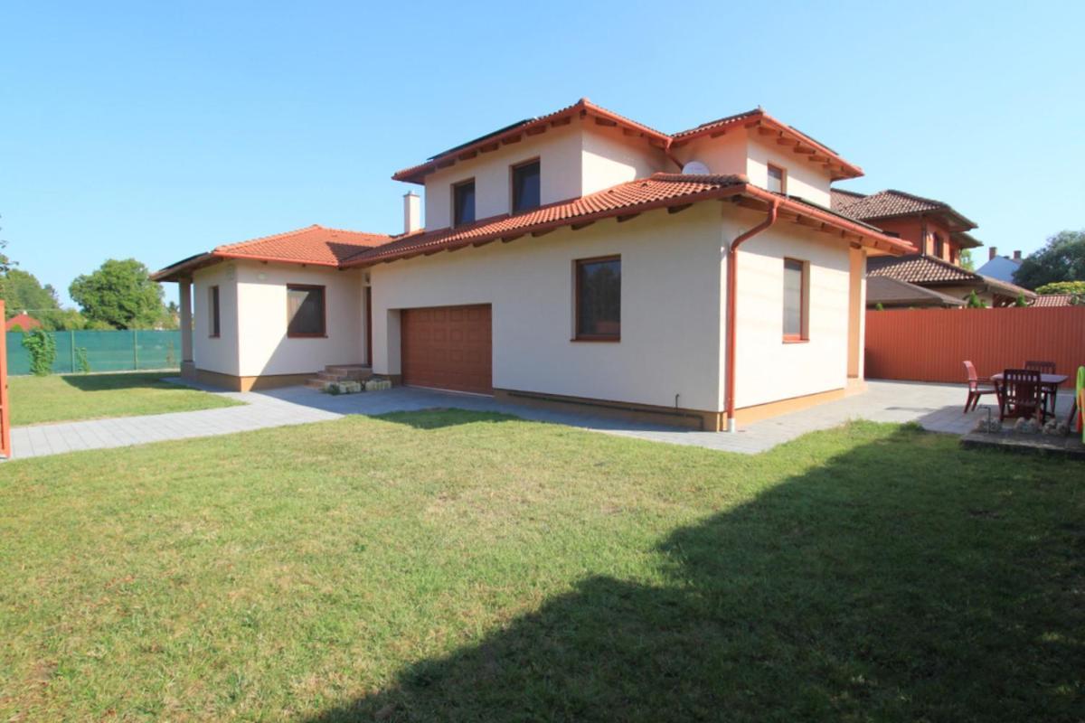 Velence Lake Apartman Gardony Exterior photo